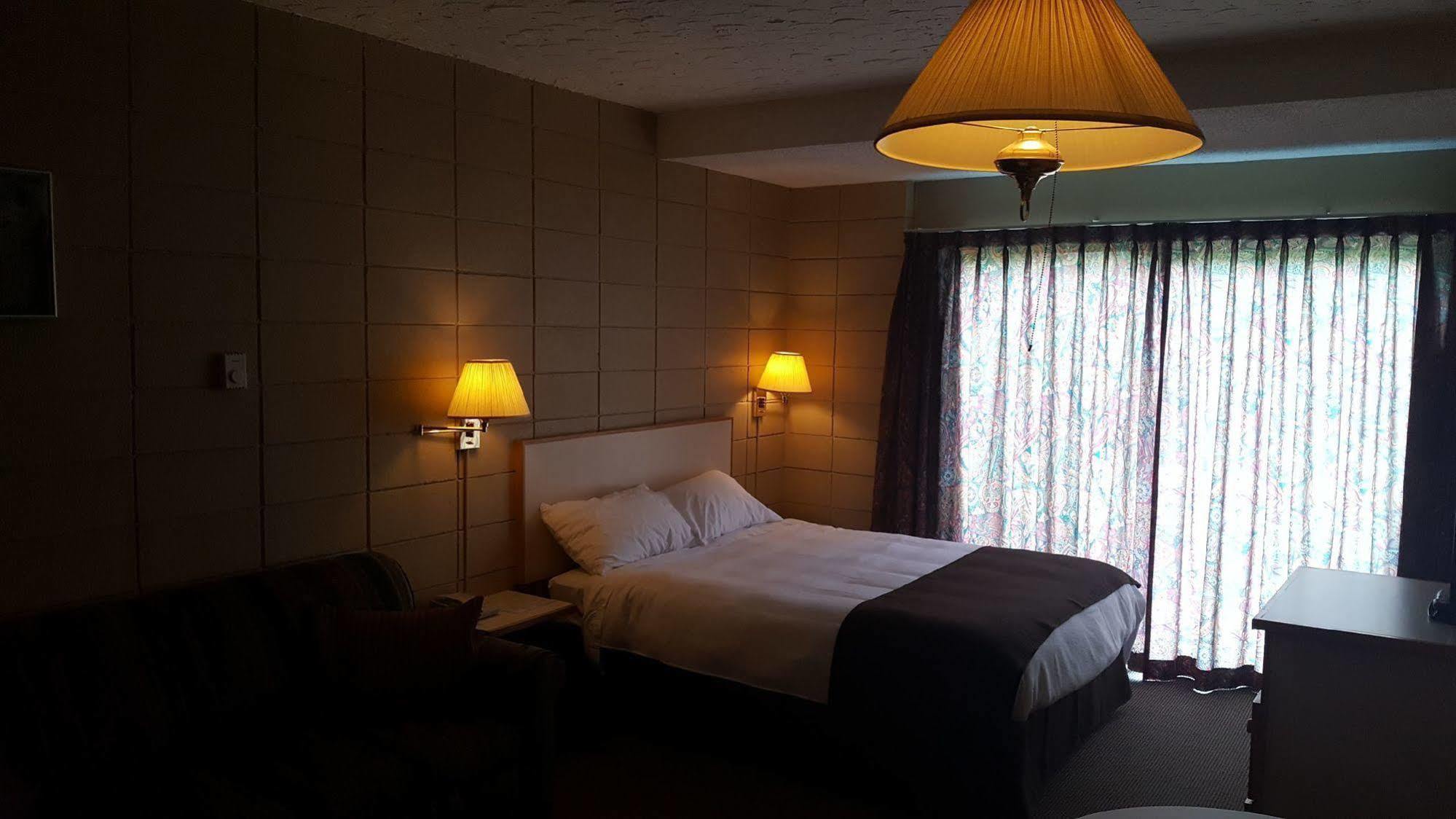 Airport Inn Port Hardy Εξωτερικό φωτογραφία